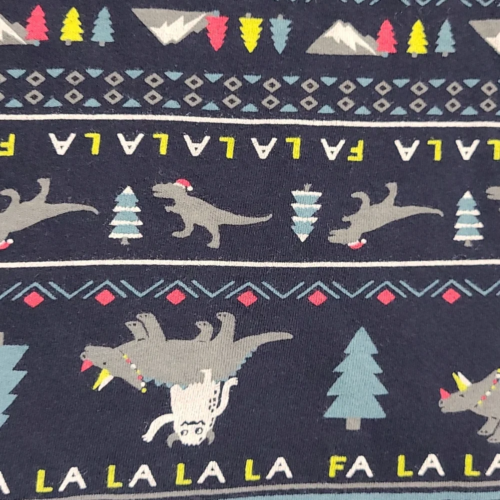 Old Navy Christmas Tshirt